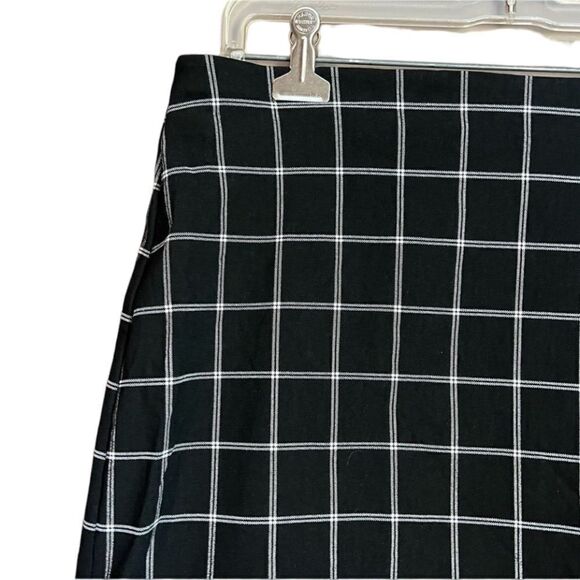 NWT! INC patterned mini skirt‎ - Picture 2 of 11